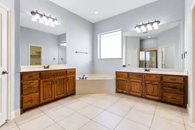 221 Tipperary Drive, Keller, TX 76248 - Photo 16