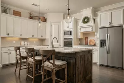 111 Eagle Point N, Azle, TX 76020 - Photo 4