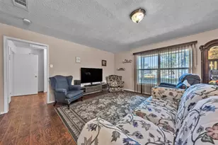 2309 Maryel Dr, Fort Worth, TX 76112 - Photo 6