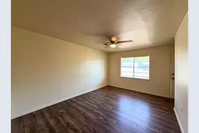 615 Crane Drive, Euless, TX 76039 - Photo 2