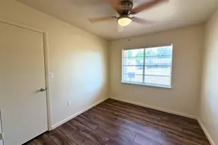 615 Crane Dr, Euless, TX 76039 - Photo 10