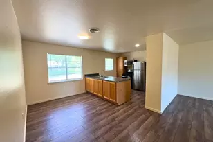 615 Crane Dr, Euless, TX 76039 - Photo 8