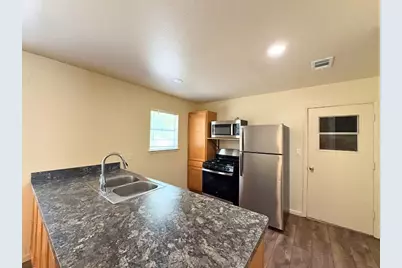 615 Crane Drive, Euless, TX 76039 - Photo 6