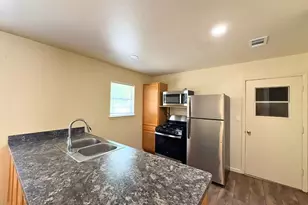 615 Crane Dr, Euless, TX 76039 - Photo 6