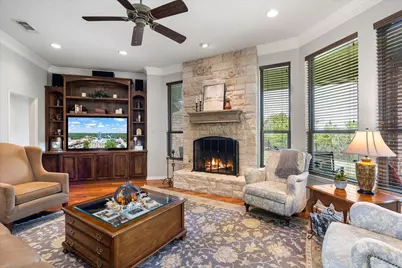 1616 Crow Creek Drive, Granbury, TX 76049 - Photo 16