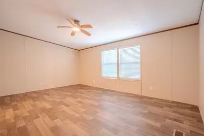 5913 N Oklahoma Trail, Granbury, TX 76048 - Photo 12