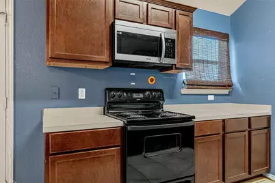 240 B B Burt, Waco, TX 76708 - Photo 6