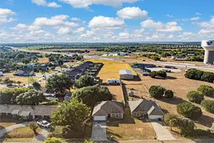 240 Bb Burt, Waco, TX 76708 - Photo 16