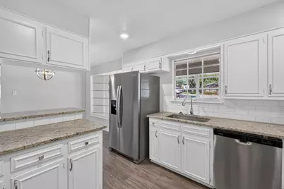 303 NW 32nd Street, Mineral Wells, TX 76067 - Photo 12