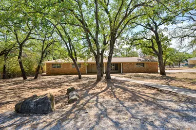 303 NW 32nd Street, Mineral Wells, TX 76067 - Photo 36