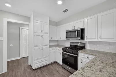 303 NW 32nd Street, Mineral Wells, TX 76067 - Photo 14