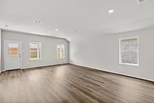 4253 Trickling Crk Ln, Fort Worth, TX 76036 - Photo 12