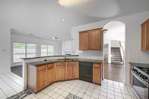 7018 Echo Lake Ct, Arlington, TX 76001 - Photo 10