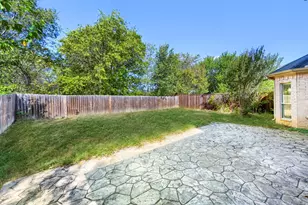 7018 Echo Lake Ct, Arlington, TX 76001 - Photo 22