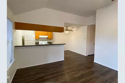 641 Woodard Avenue #C, Cleburne, TX 76033 - Photo 2