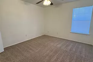 641 Woodard Ave, Cleburne, TX 76033 - Photo 16