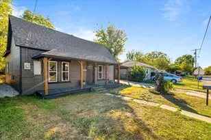 306 Hall St, Whitesboro, TX 76273 - Photo 1