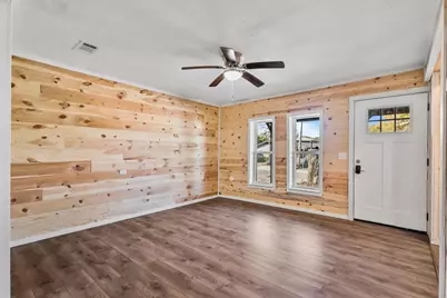 306 Hall Street, Whitesboro, TX 76273 - Photo 8