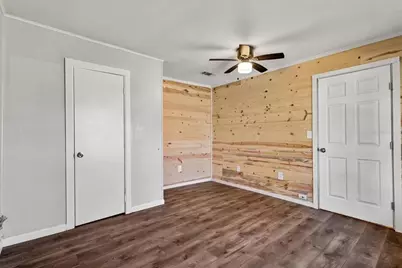 306 Hall Street, Whitesboro, TX 76273 - Photo 18