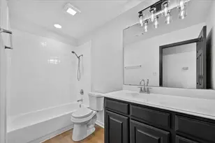 4052 St Christopher Ln, Dallas, TX 75287 - Photo 14
