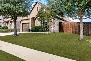5600 Vaquero Rd, Fort Worth, TX 76126 - Photo 2