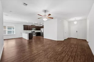 228 Garden Grove Dr, Waxahachie, TX 75165 - Photo 8