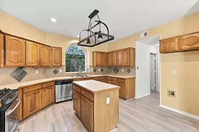 8302 Brentwood Street, Rowlett, TX 75088 - Photo 12