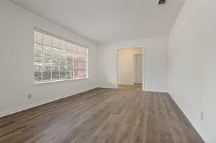 1713 Briardale Ct, Arlington, TX 76013 - Photo 4