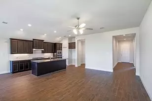 423 Cooper St, Argyle, TX 76226 - Photo 4