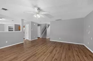 3040 Clemente Dr, Grand Prairie, TX 75052 - Photo 10