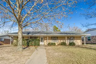 1405 Lakewood Dr, Sherman, TX 75092 - Photo 1