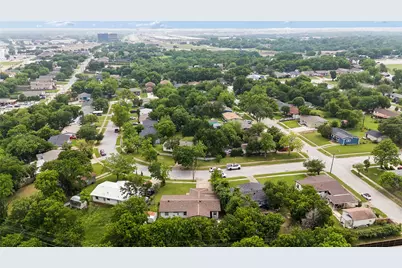 1106 E Strong Parkway, Grand Prairie, TX 75050 - Photo 22