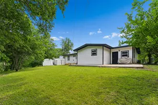 1106 E Strong Pkwy, Grand Prairie, TX 75050 - Photo 18