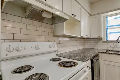 2347 Village Way, Dallas, TX 75216 - Photo 10