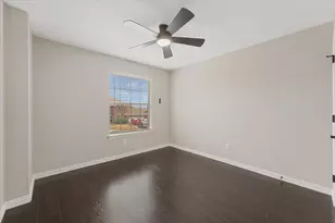 2831 Atrium Dr, Grand Prairie, TX 75052 - Photo 22