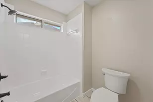 2831 Atrium Dr, Grand Prairie, TX 75052 - Photo 24