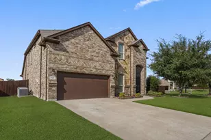 425 Rossville Dr, Midlothian, TX 76065 - Photo 2