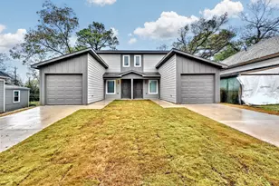 319 E Hull St, Denison, TX 75021 - Photo 1