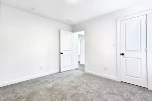 319 E Hull St, Denison, TX 75021 - Photo 10