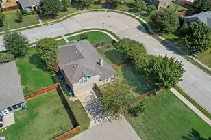 2408 Creekdale Dr, Denton, TX 76210 - Photo 10