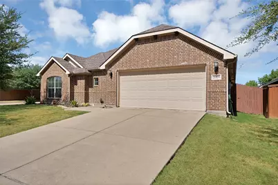 2029 Wellington Point, Heartland, TX 75126 - Photo 2