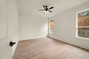 605 Mustang Trail, Granbury, TX 76049 - Photo 16