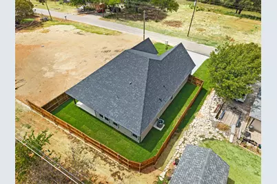 605 Mustang Trail, Granbury, TX 76049 - Photo 28