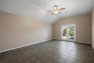 1701 Manten Blvd, Denton, TX 76208 - Photo 14