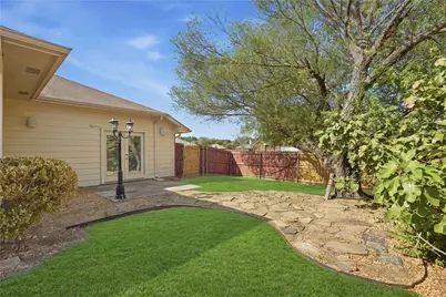 1701 Manten Boulevard, Denton, TX 76208 - Photo 32
