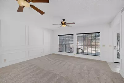 542 Clayton Street, Grand Prairie, TX 75052 - Photo 32