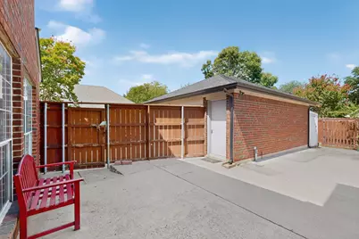 542 Clayton Street, Grand Prairie, TX 75052 - Photo 36