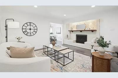 906 Loganwood Avenue, Richardson, TX 75080 - Photo 2