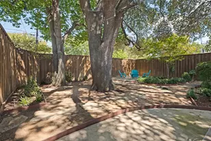 906 Loganwood Ave, Richardson, TX 75080 - Photo 22