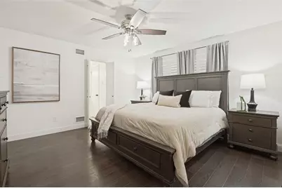 906 Loganwood Avenue, Richardson, TX 75080 - Photo 14